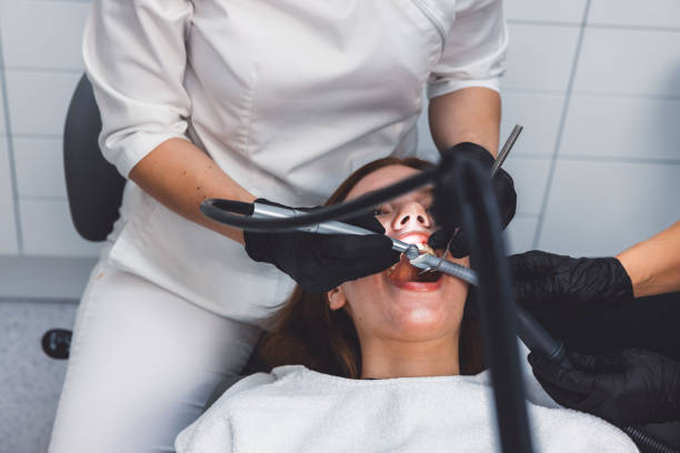 Best Emergency Tooth Extraction in Ardia, CA